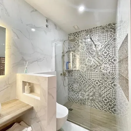 Luna Ensuites Centro Apartment *