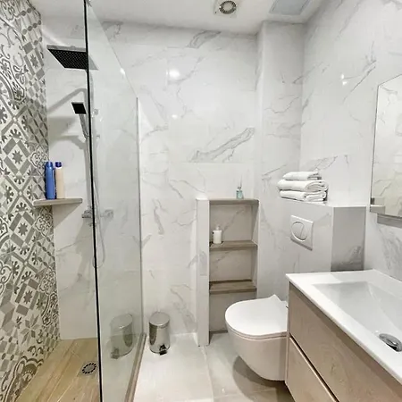아파트 Luna Ensuites Centro 말라가